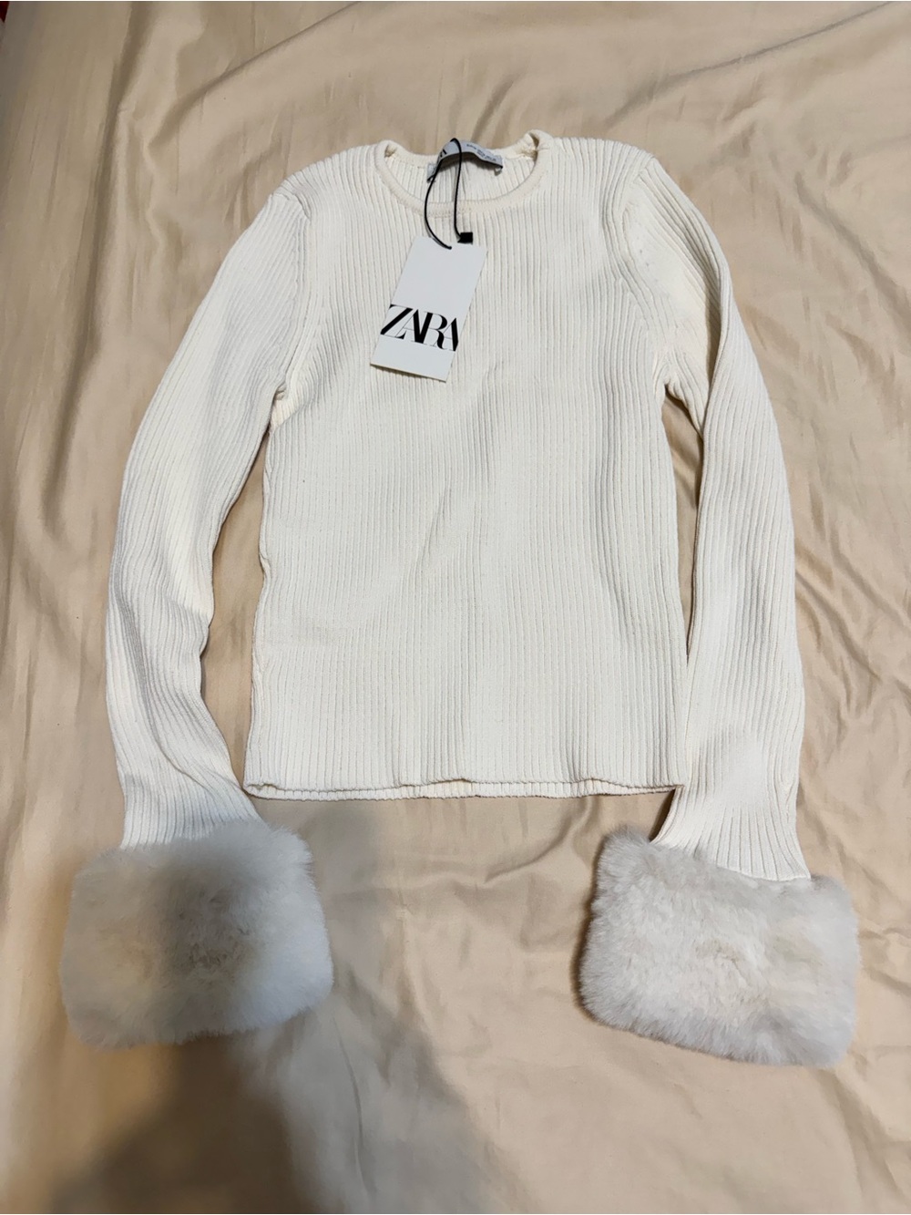 ZARA Cream Ribbed Long-Sleeve Sweater with Plush Cuffs